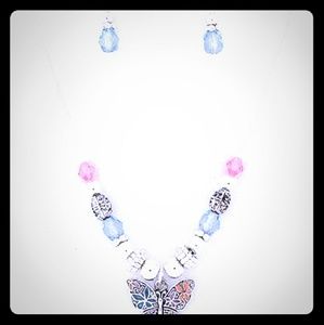 Sedalia Designs Girls Butterfly Necklace Set